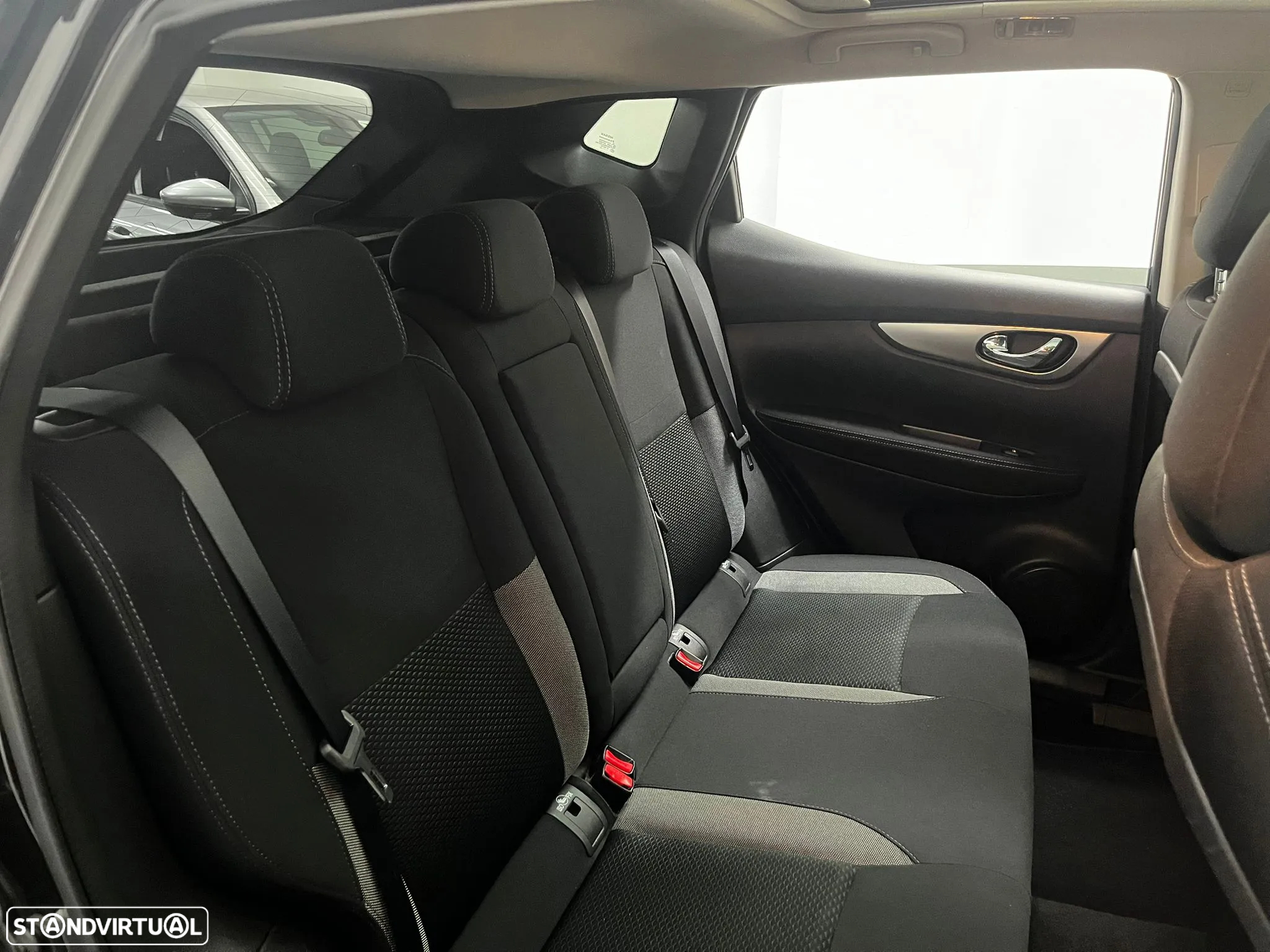 Nissan Qashqai 1.6 dCi 360 S Xtronic - 6