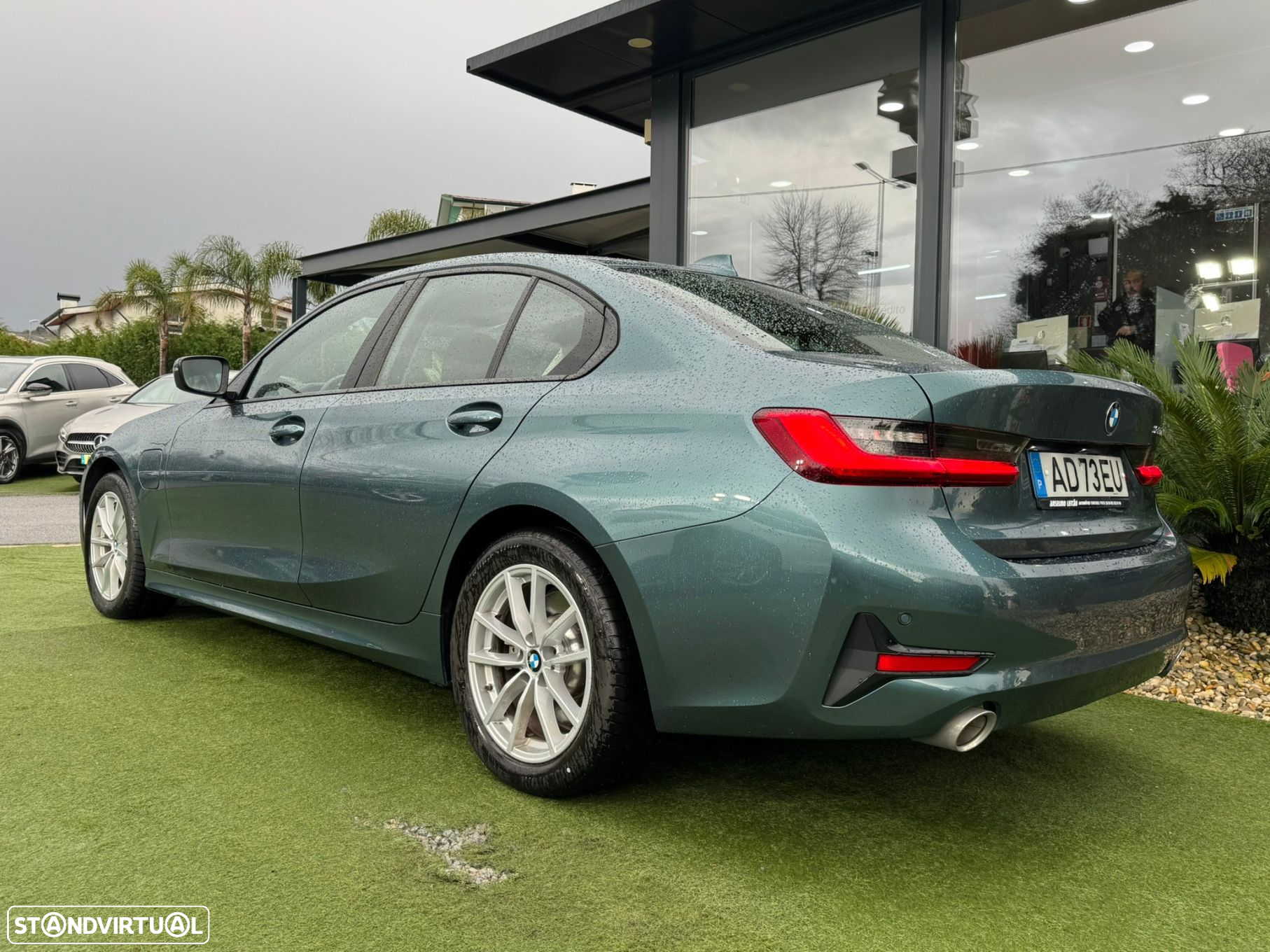 BMW 330 e Corporate Edition Auto - 12