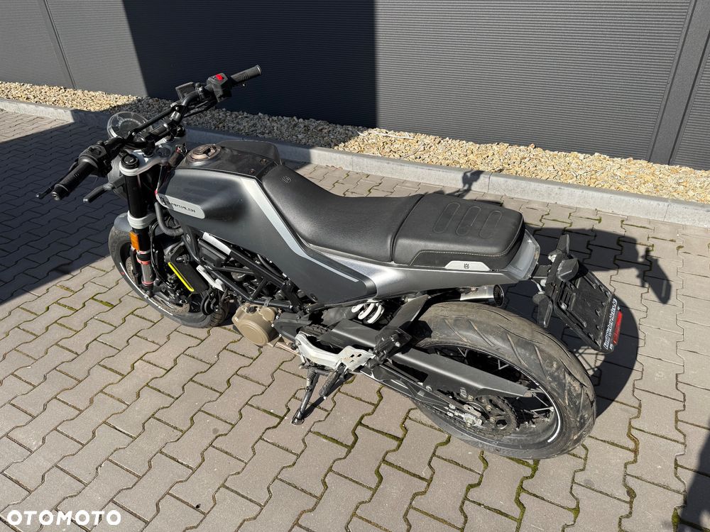 Husqvarna Svartpilen - 9