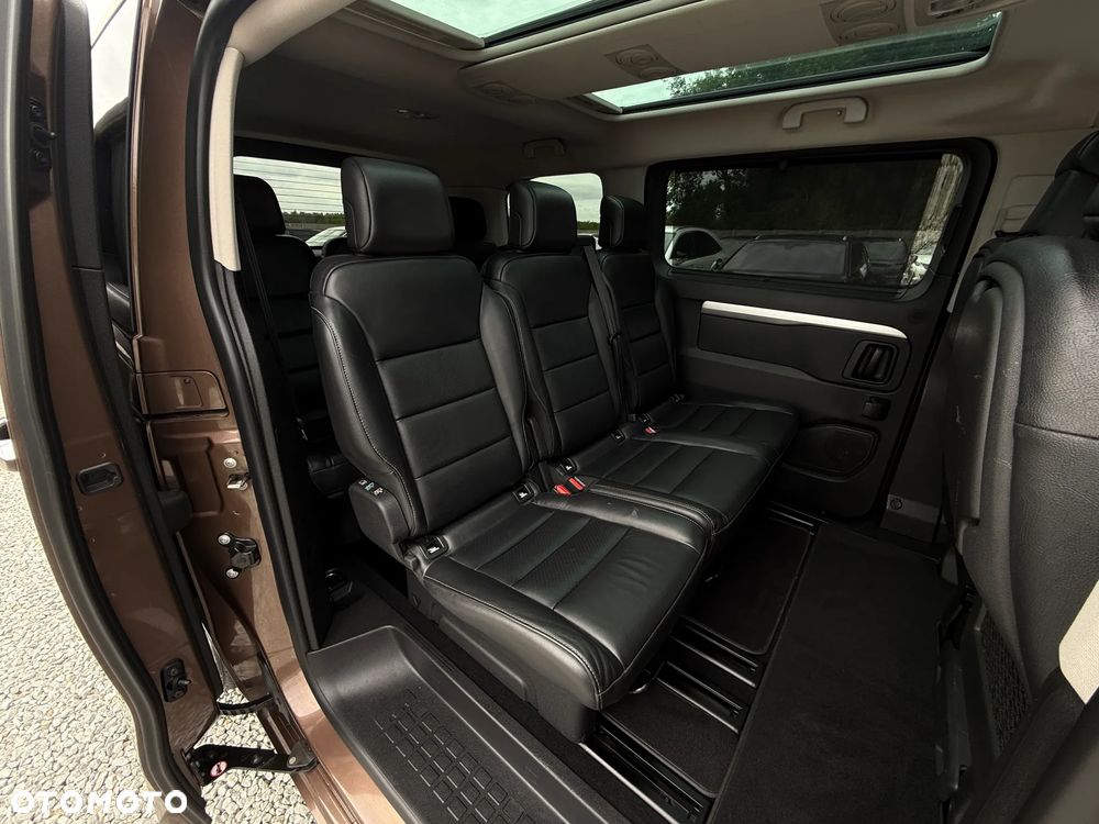 Peugeot Traveller 2.0 BlueHDi Compact Allure - 29