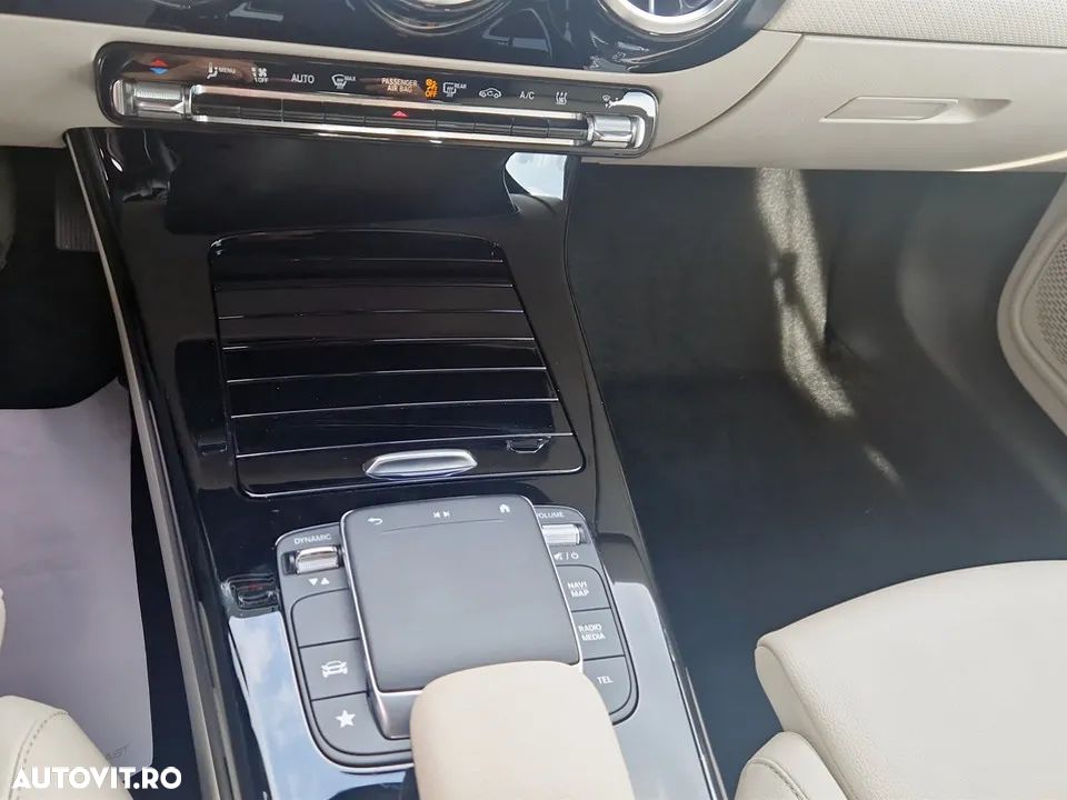 Mercedes-Benz A 250 e Aut. - 17