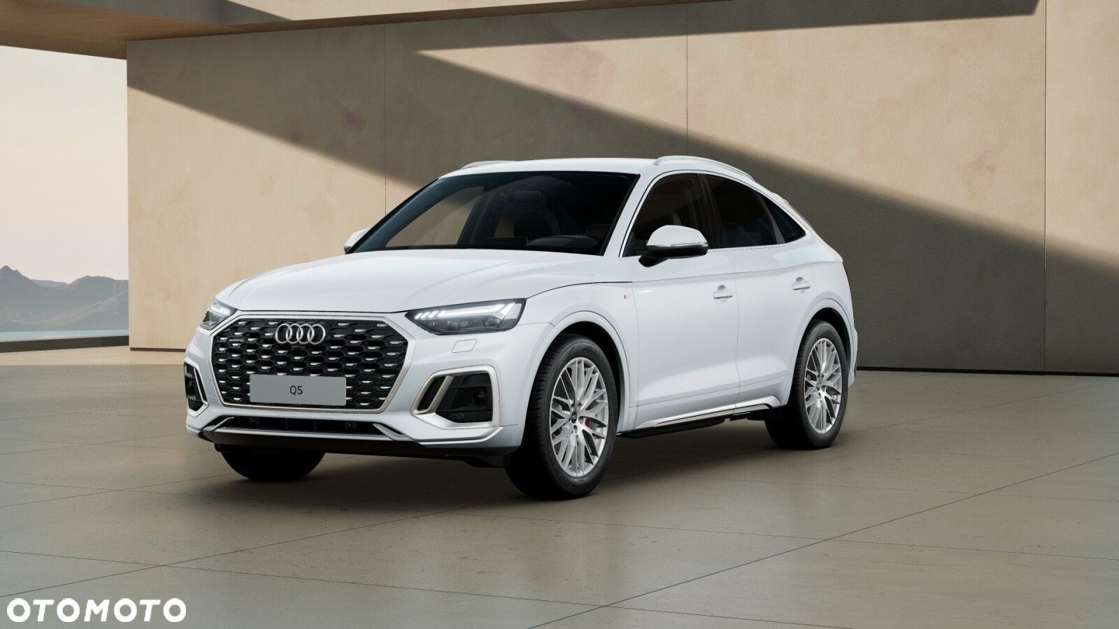 Audi Q5 Sportback - 1