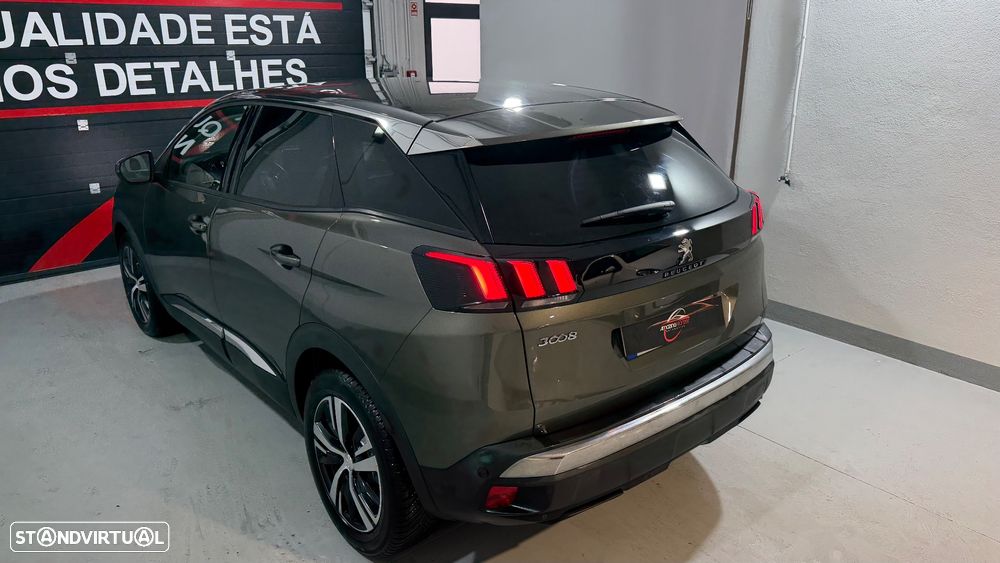 Peugeot 3008 PureTech 130 Stop & Start GPF EAT8 Allure - 11