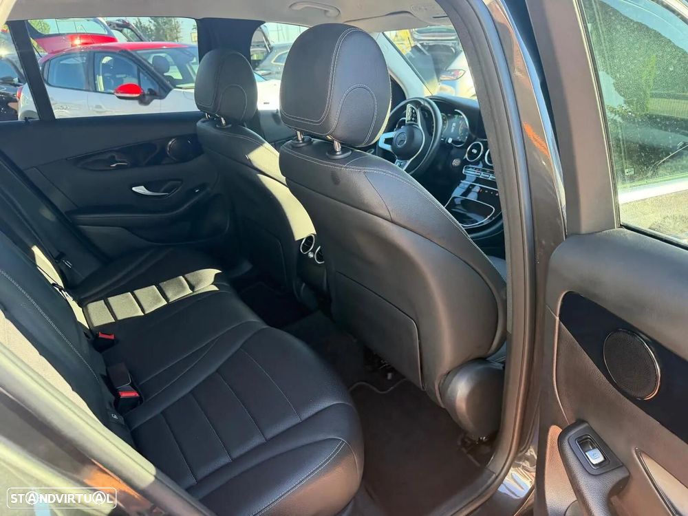 Mercedes-Benz GLC 300 de Coupe 4Matic 9G-TRONIC Exclusive - 21