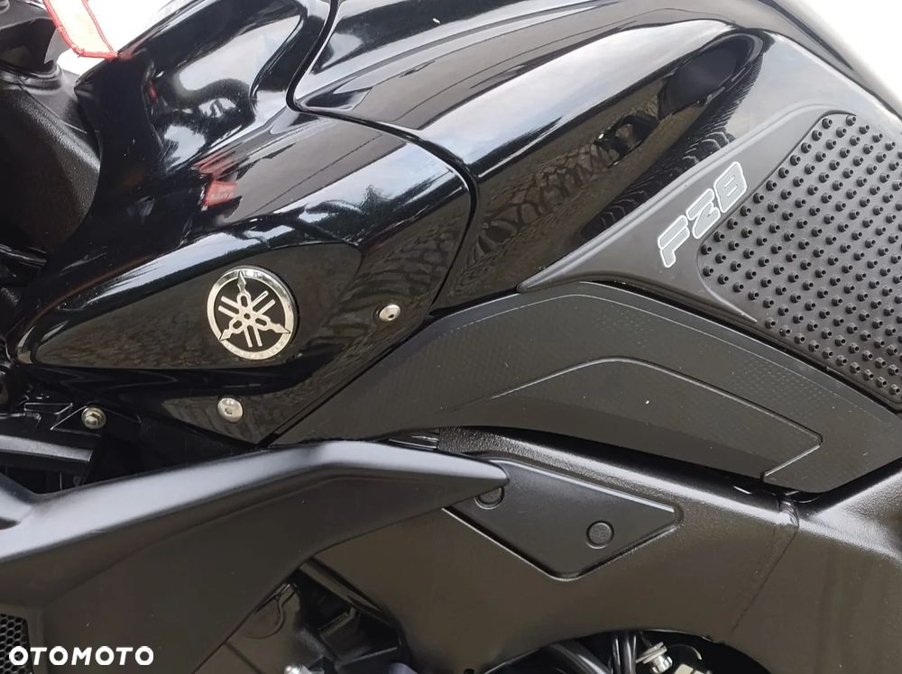 Yamaha FZ8 - 26
