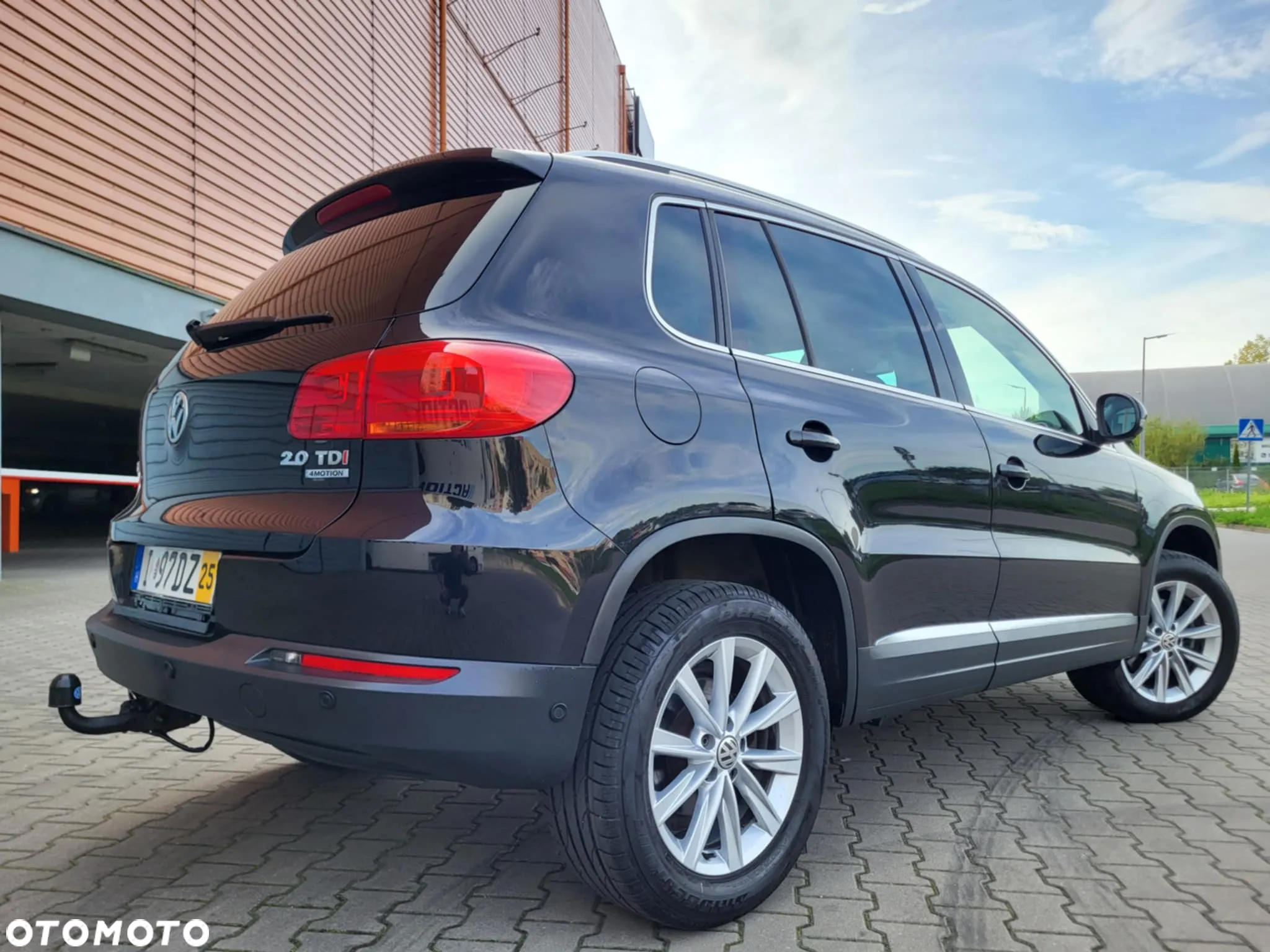 Volkswagen Tiguan 2.0 TDI DPF 4Motion BlueMotion Technology DSG Sport & Style - 5