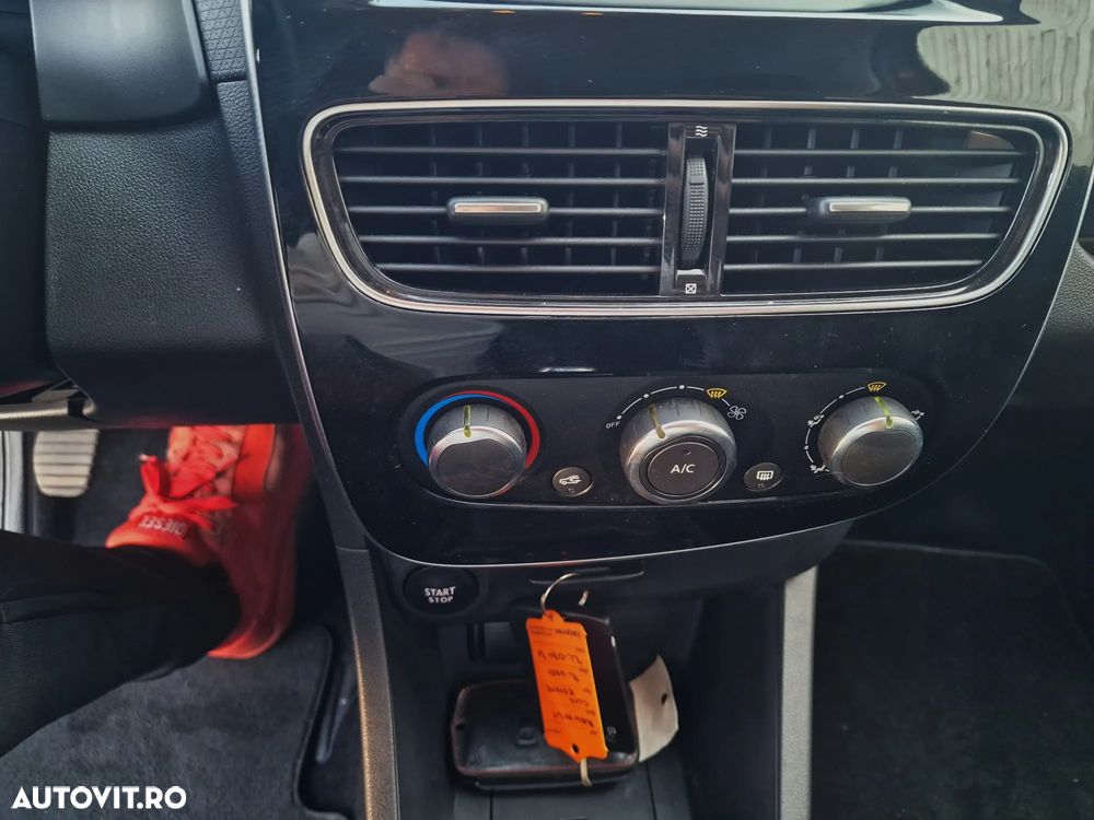 Renault Clio TCe 90 BUSINESS EDITION - 21