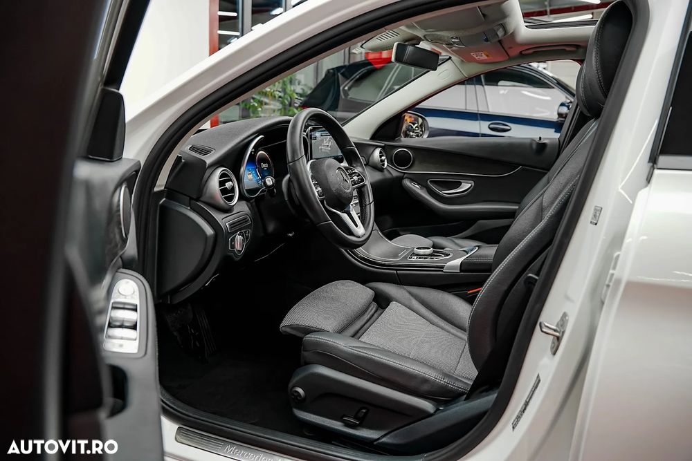 Mercedes-Benz C 220 d 4MATIC 9G-TRONIC - 4
