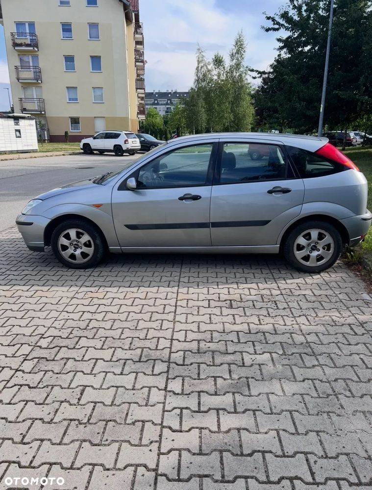 Ford Focus - 1