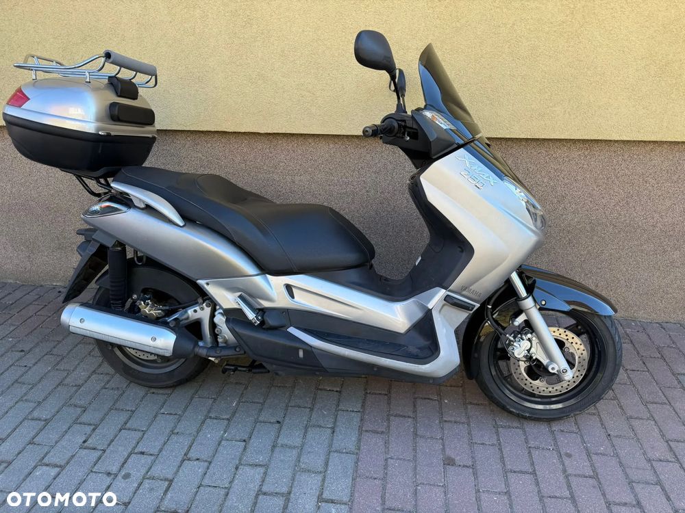 Yamaha X-max - 32