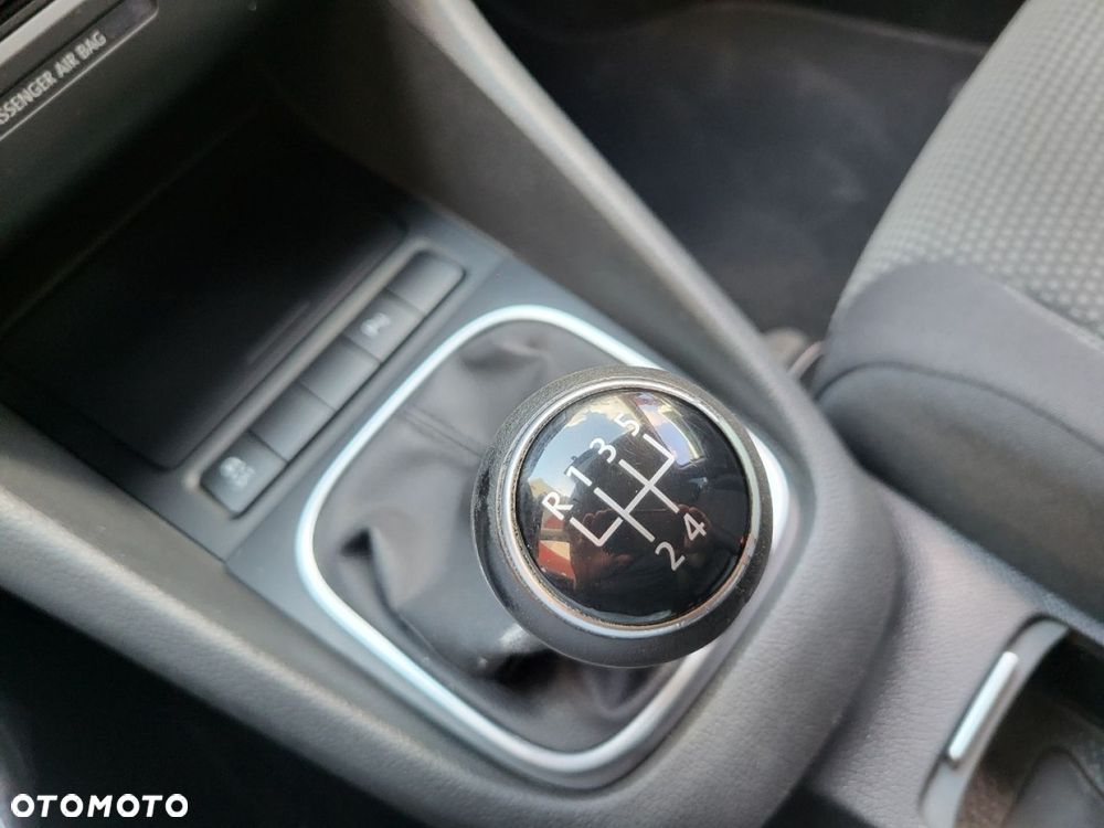 Volkswagen Golf - 13