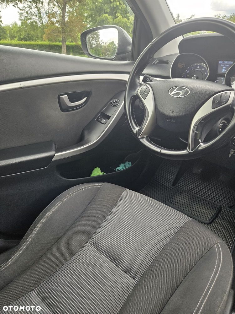 Hyundai i30 1.4 Base - 12