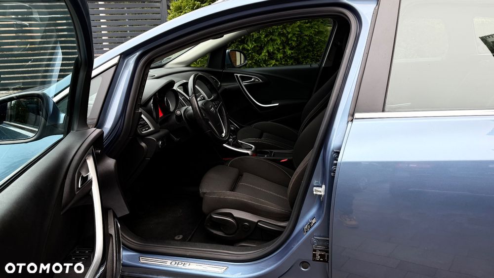 Opel Astra 1.4 Turbo Cosmo - 27