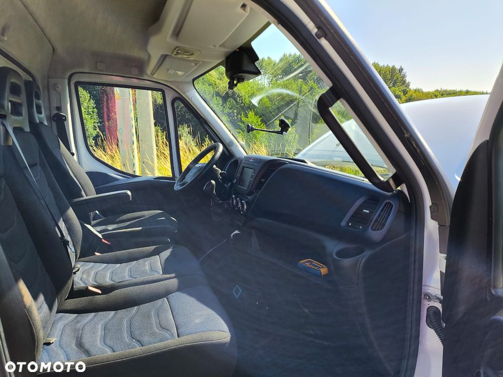 Iveco DAILY - 25