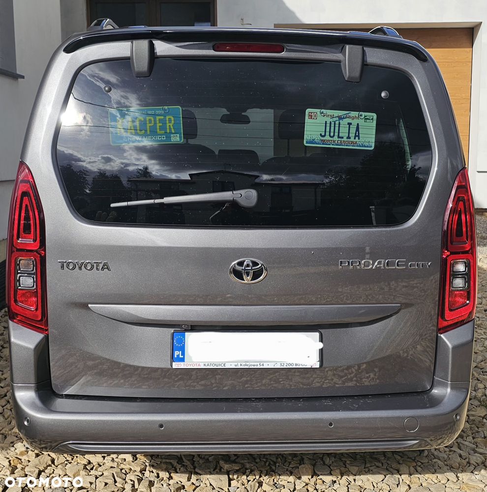 Toyota Proace City Verso Long 1.5 D-4D Family - 2