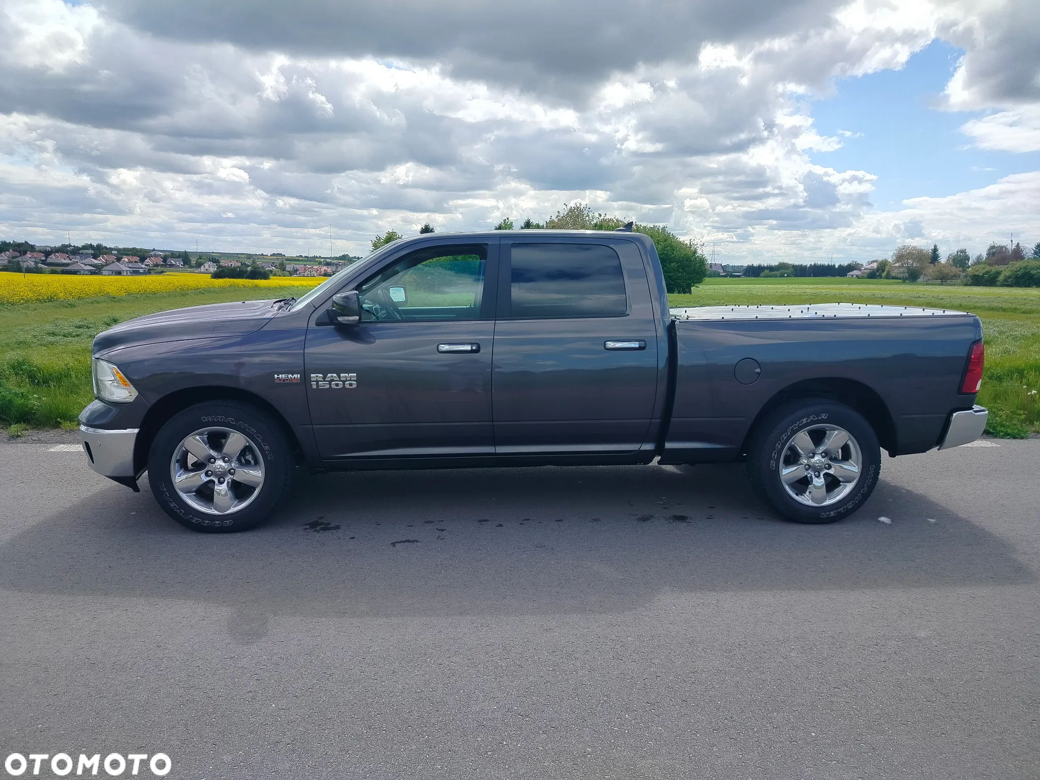 Dodge RAM 1500 5.7 4x4 - 3