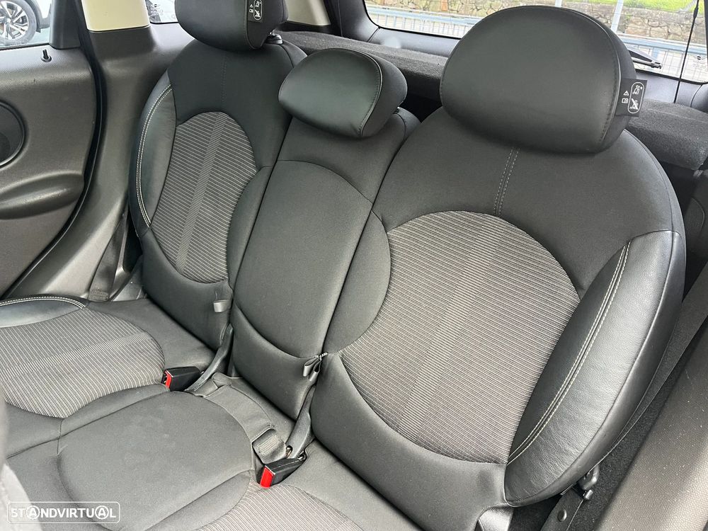 MINI Countryman One D - 10