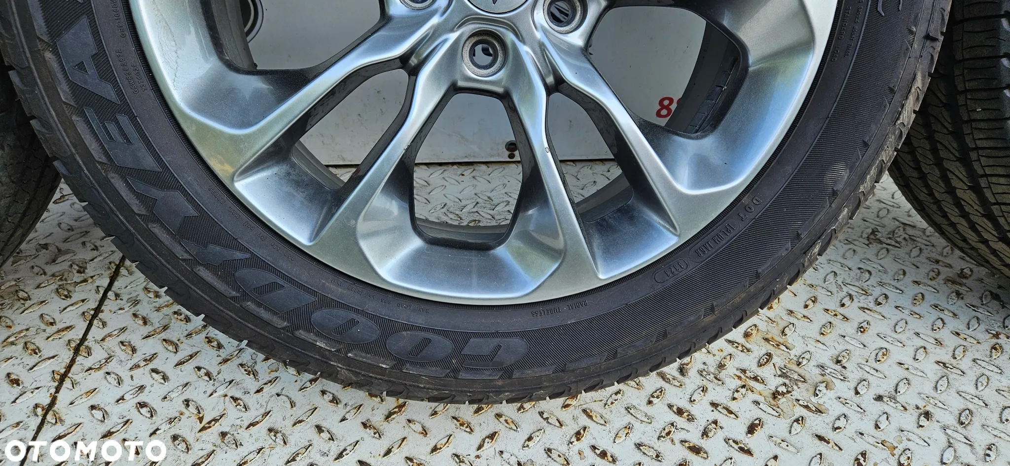 Dodge Durango III LIFT GT RT Koła Komplet kół Alufelgi Felgi 265/50/20 R20 20 cali 20x8.0J 6QP26TRMAA Mopar Oryginał SREBRNE - 13