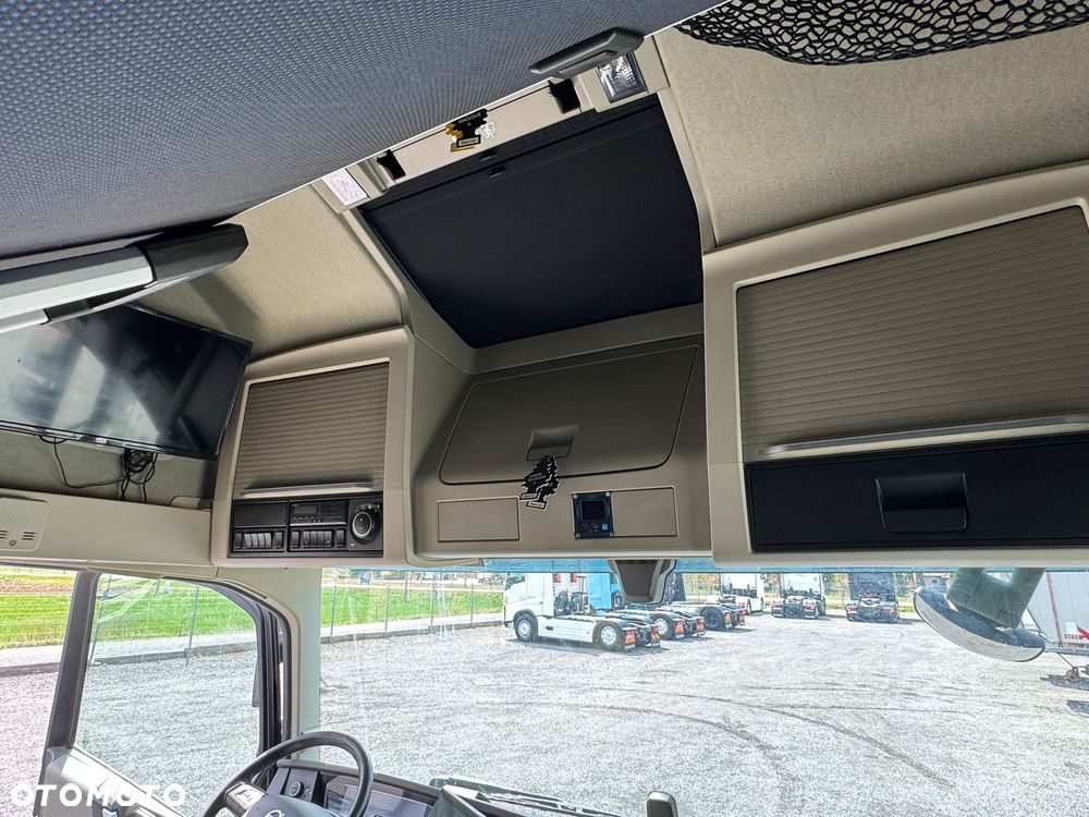 Volvo FH 500 / XXL / Automat / Full Spoiler / TV / I COOL Park / Skóry / Złoty Kontrakt / z Francji - 32