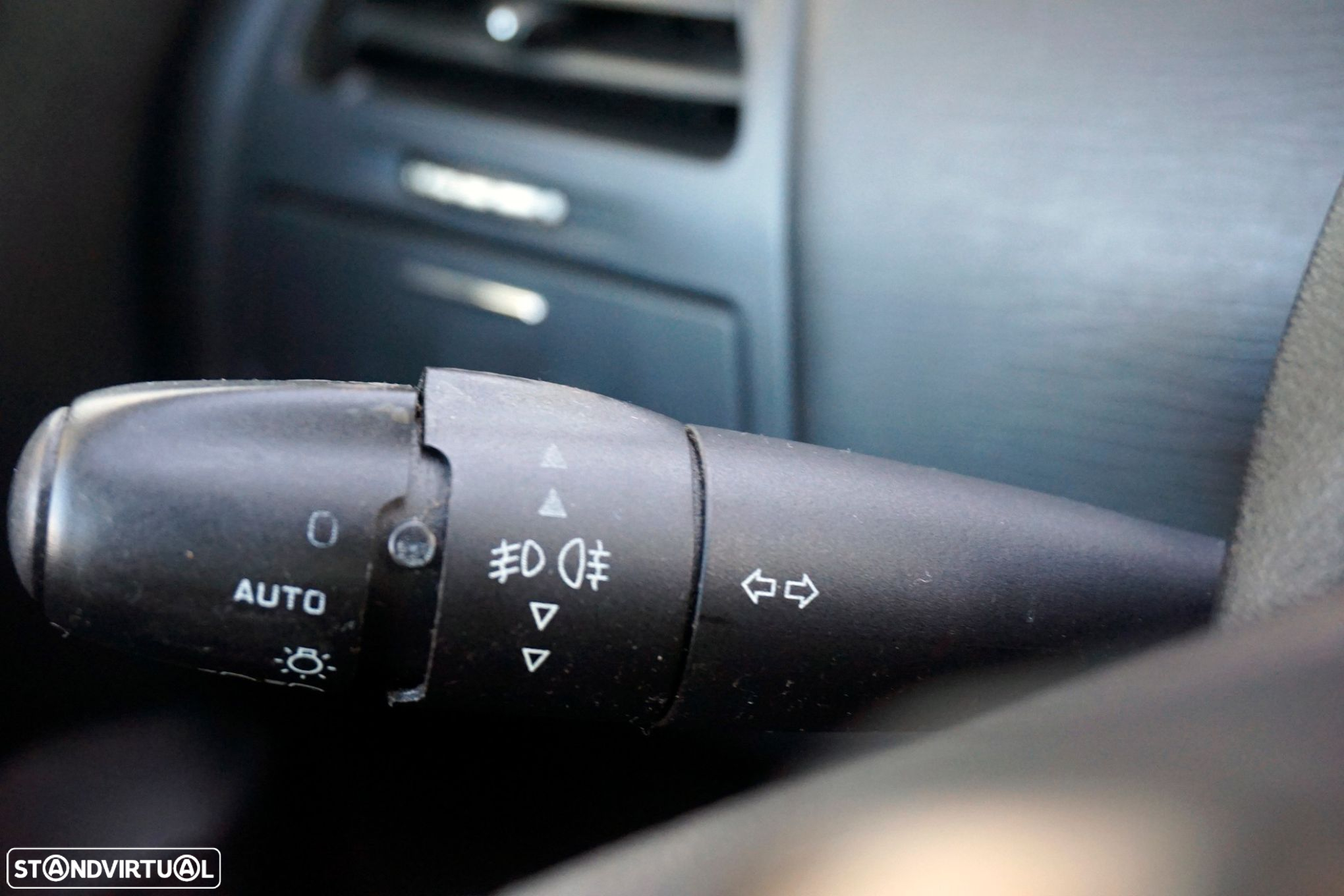 Citroën C4 1.4 16V SX - 12