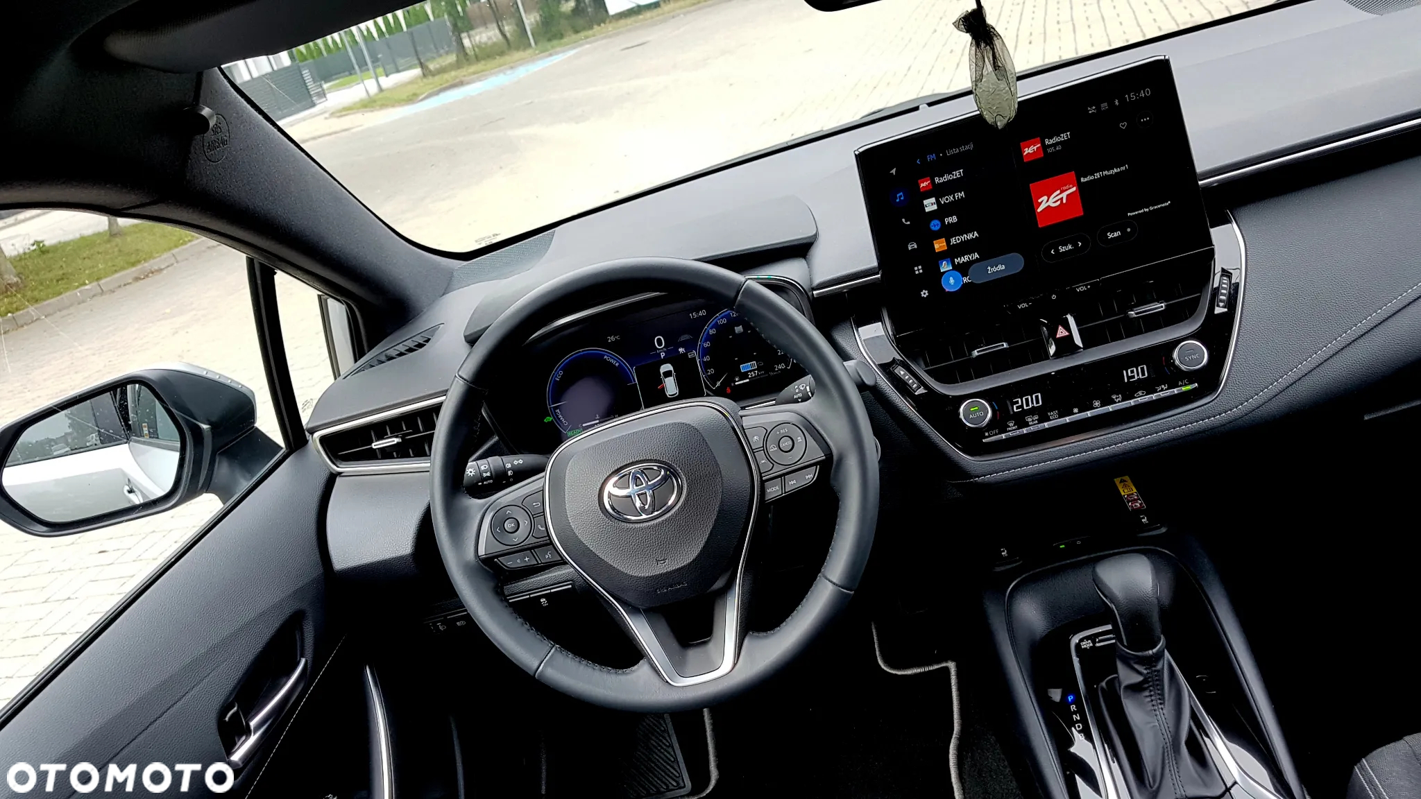 Toyota Corolla 1.8 Hybrid Comfort - 14