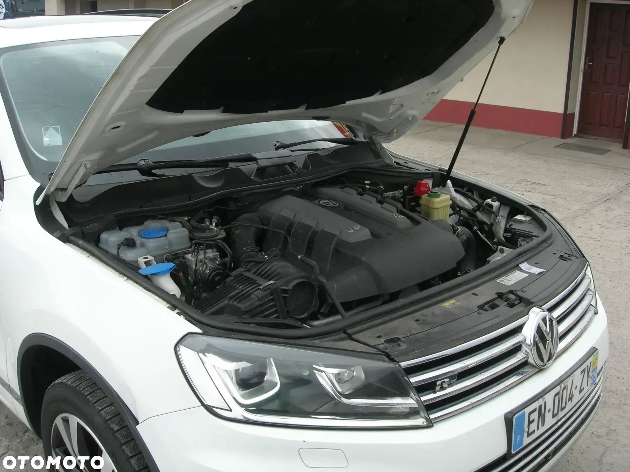 Volkswagen Touareg 3.0 V6 TDI BMT Perfectline R-Style - 11