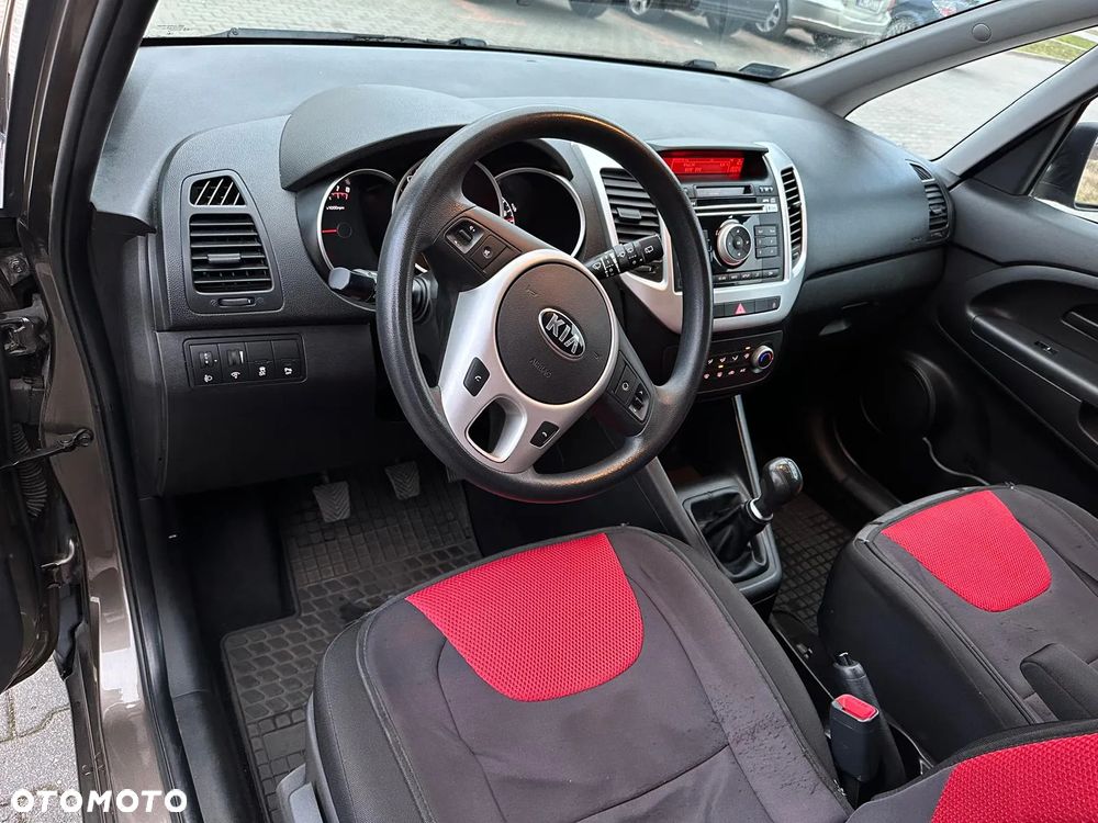 Kia Venga 1.4 Business Line - 11
