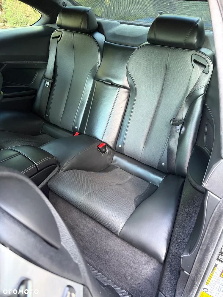 BMW Seria 6 650i xDrive M Sport Edition - 34