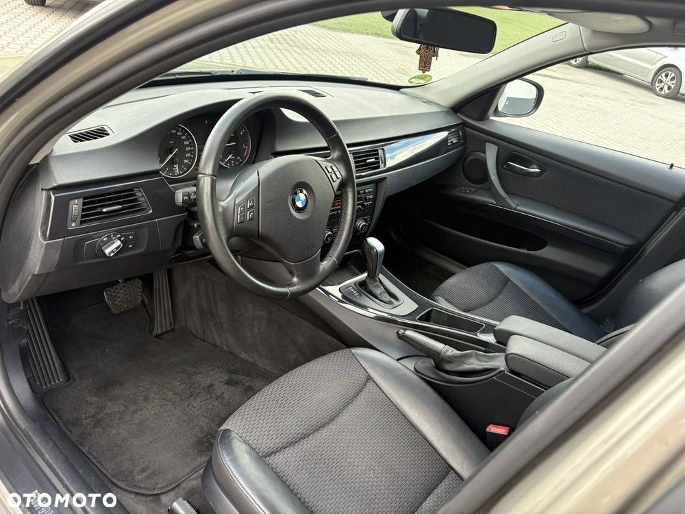 BMW Seria 3 2012