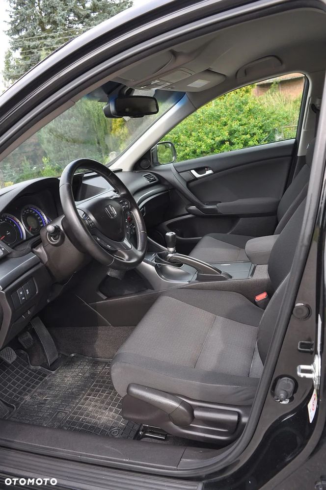 Honda Accord 2.0 Elegance 50 Jahre Edition - 25
