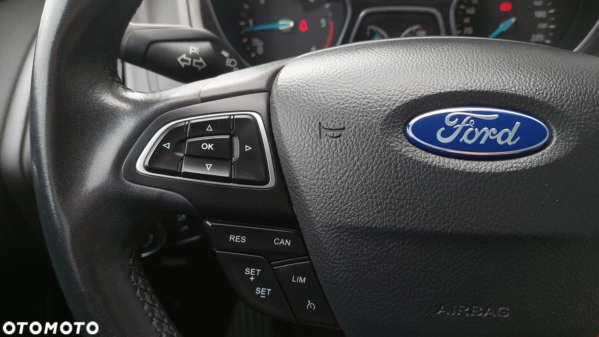 Ford Focus 1.5 TDCi Gold X - 23