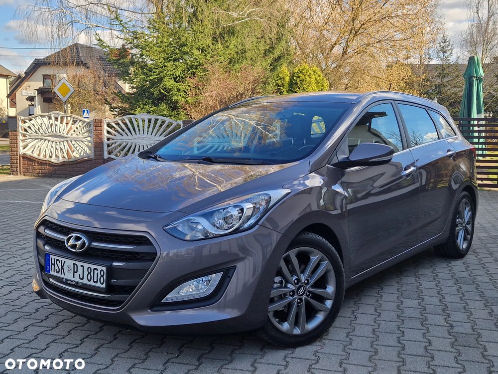 Hyundai i30 blue 1.6 GDI YES Gold - 6