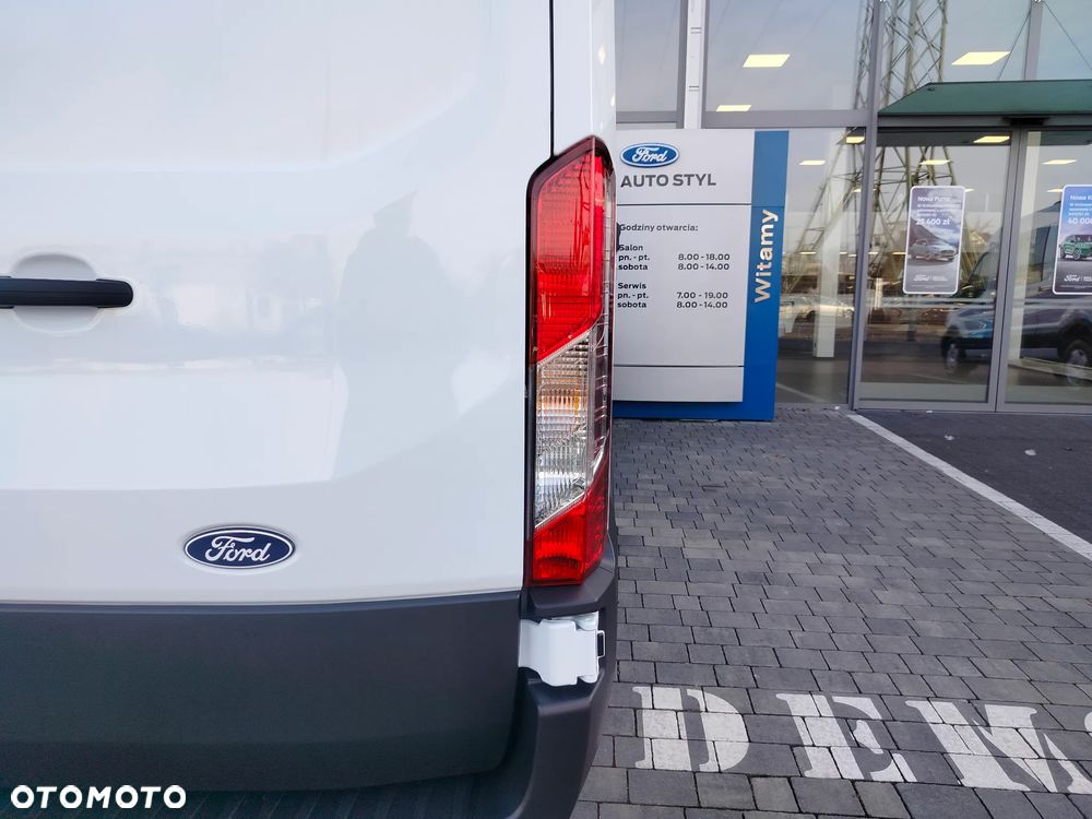 Ford Transit - 32