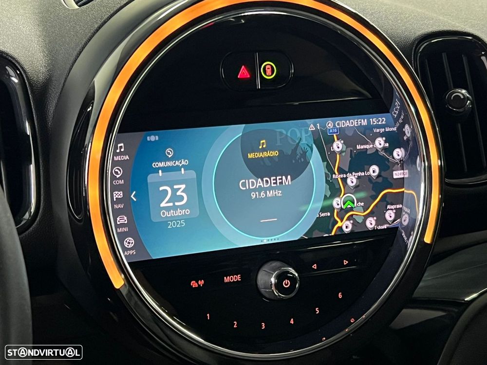 MINI Countryman Cooper SE ALL4 Auto - 12