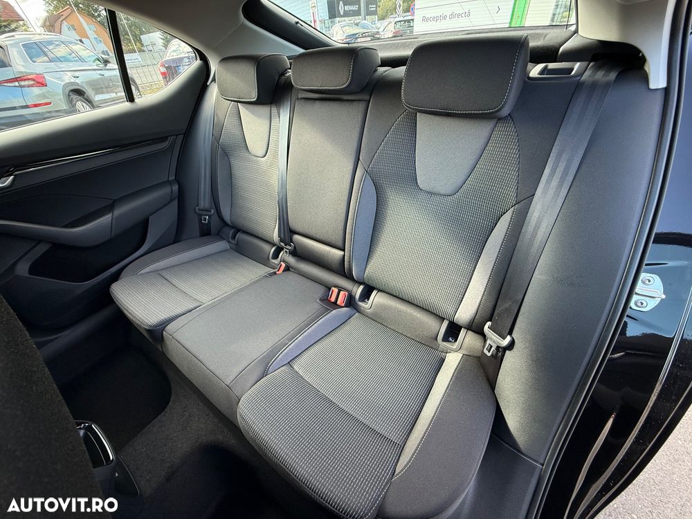 Skoda Octavia 1.5 TSI mHEV DSG Selection - 11