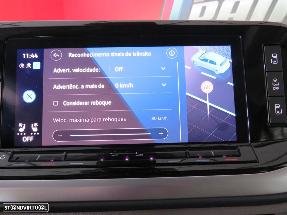 VW Multivan 2.0 TDI Style DSG - 38