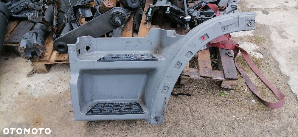 Stopnica lewa Mercedes Actros MP2 MP3 - 2