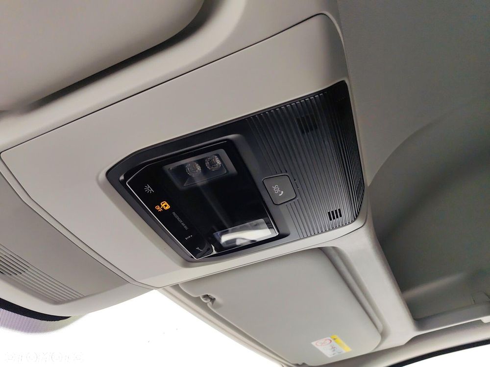 Volkswagen Crafter 35 Furgon, 2,0 TDI SCR 177KM,  6-bieg man., r.o: 4490 mm - 30