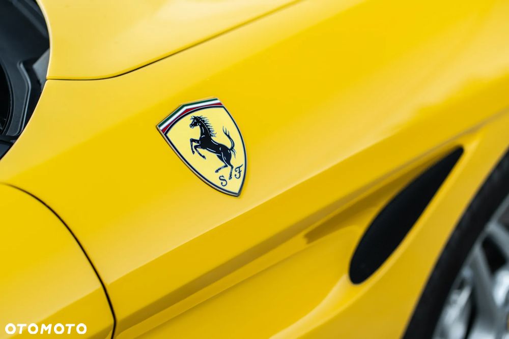 Ferrari California - 8