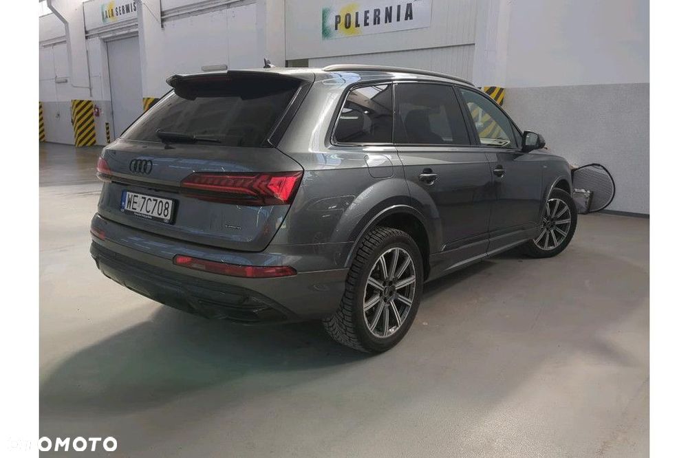 Audi Q7 - 3