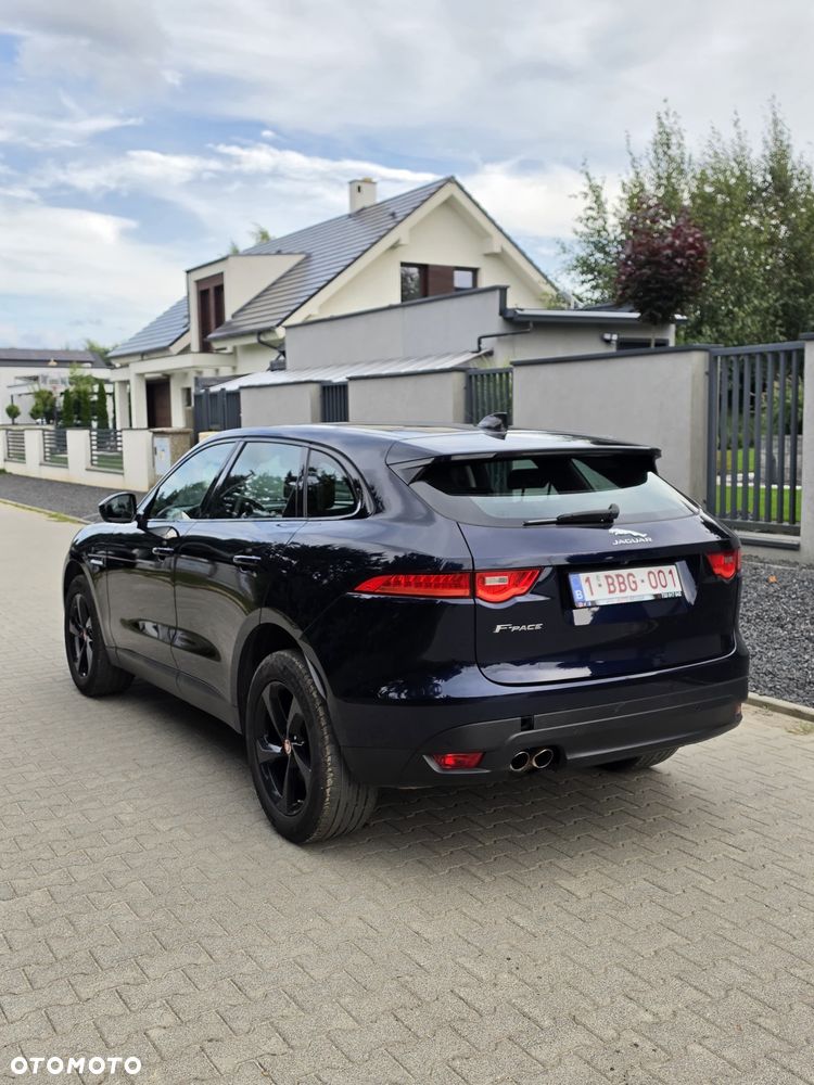 Jaguar F-Pace 20d Prestige - 7