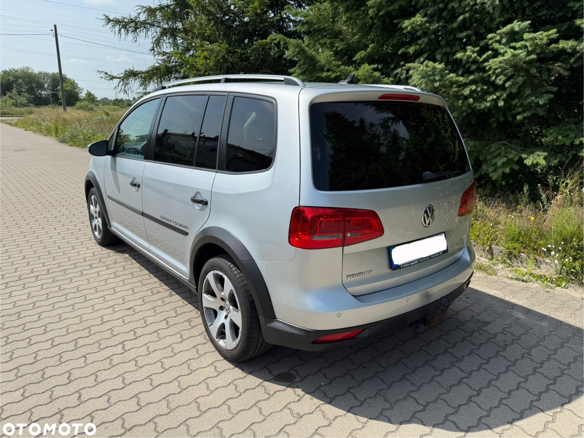 Volkswagen Touran 2.0 TDI DPF Cross - 5
