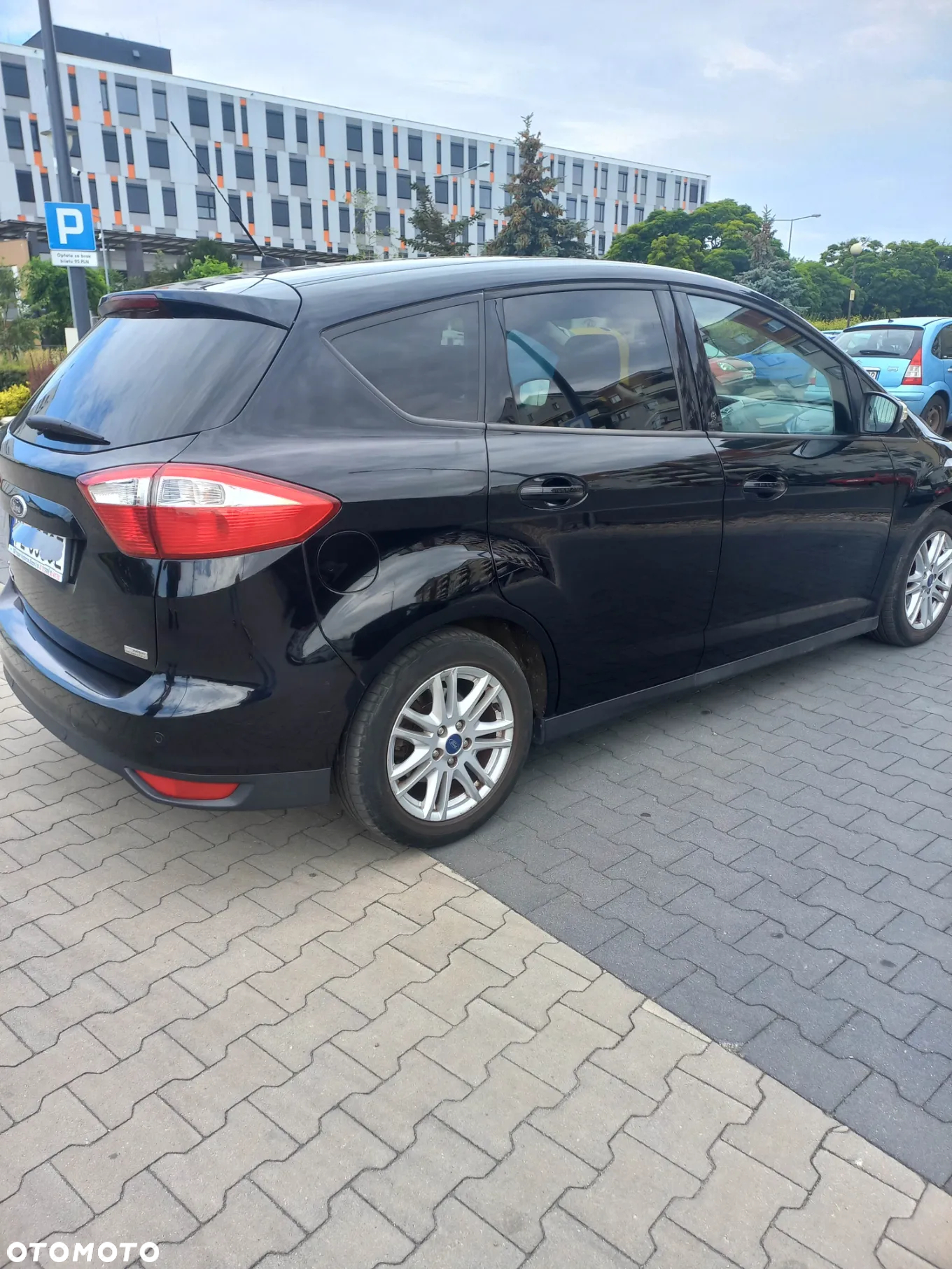 Ford C-MAX - 11