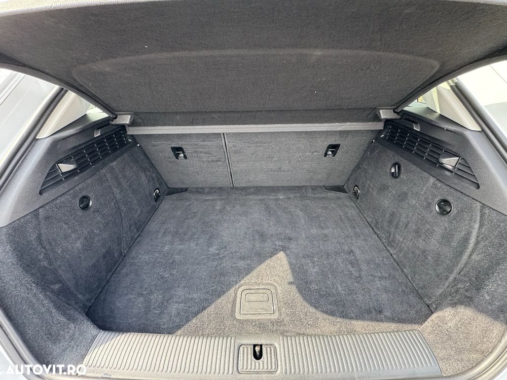 Audi A3 1.6 TDI S tronic Ambiente - 15