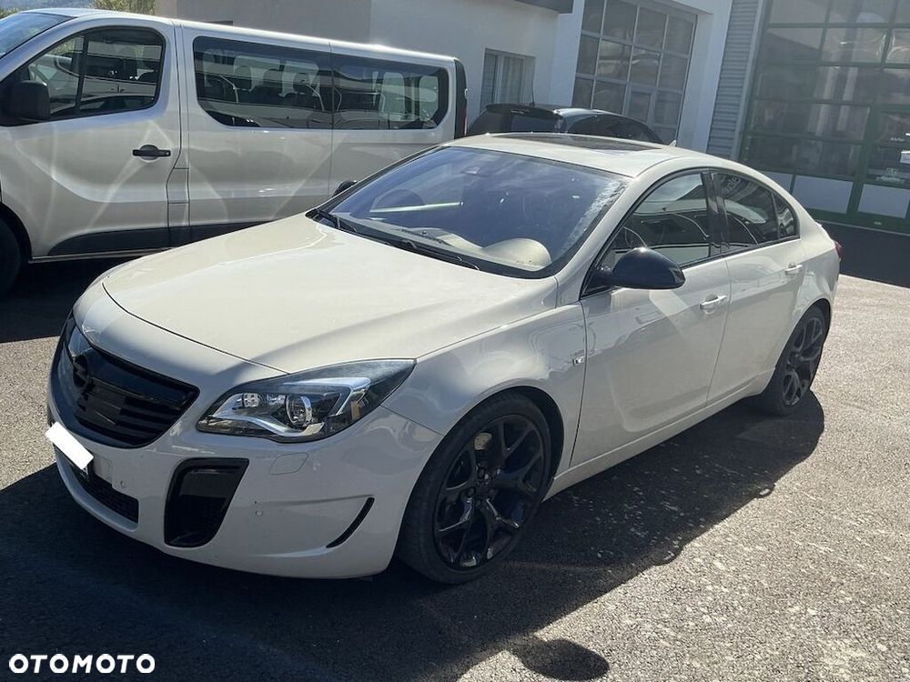 Opel Insignia 2.8 T V6 OPC - 2