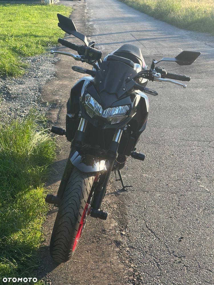 Kawasaki Z 650 - 6