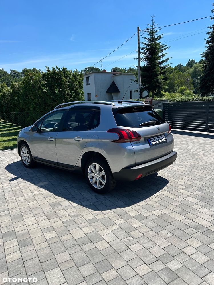 Peugeot 2008 - 9