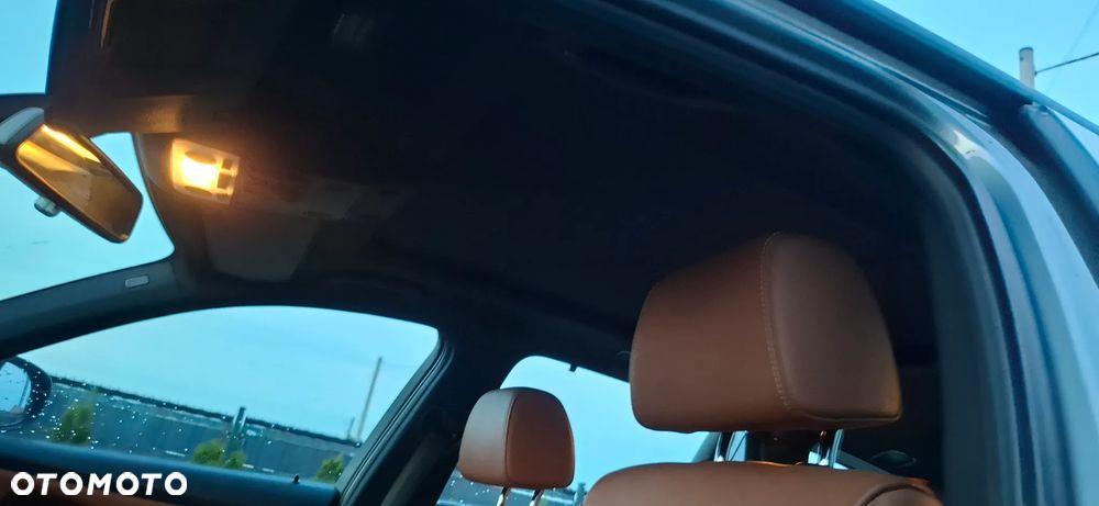BMW Seria 3 320d Efficient Dynamics Edition Edition Luxury Line Purity - 23