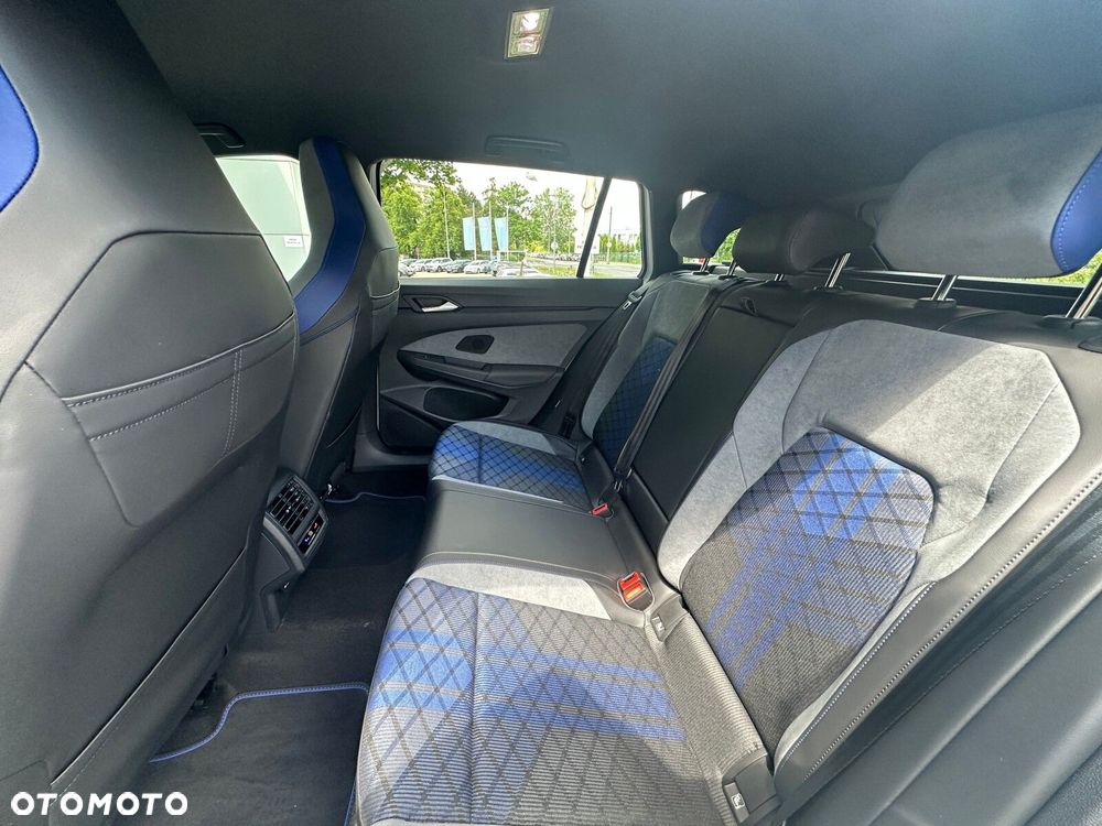 Volkswagen Golf Variant 2.0 TSI 4Motion R - 26