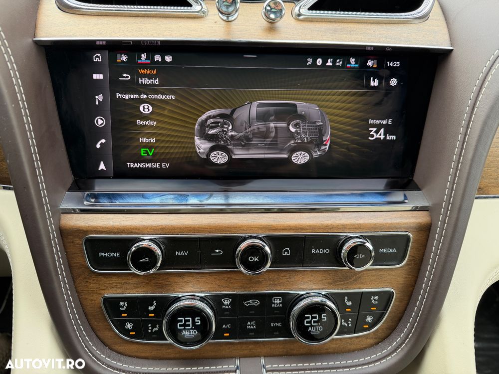 Bentley Bentayga - 29